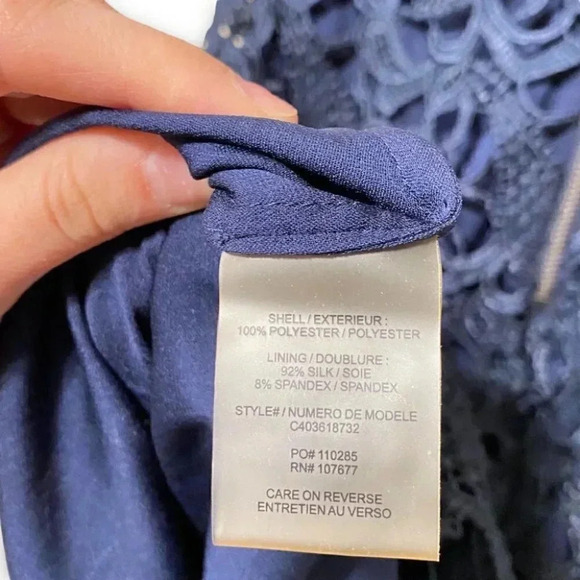 Alice + Olivia Clover Lace Guipure Navy Blue Cap Sleeve Mini Dress Size 4 - Picture 10 of 10